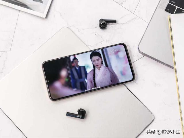 Vivo品质出色的原因,100%自研自产,一款值得入手的手机