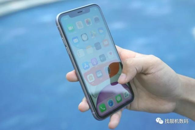 iPhone为何比安卓流畅?苹果态度强硬,捍卫iOS默认应用