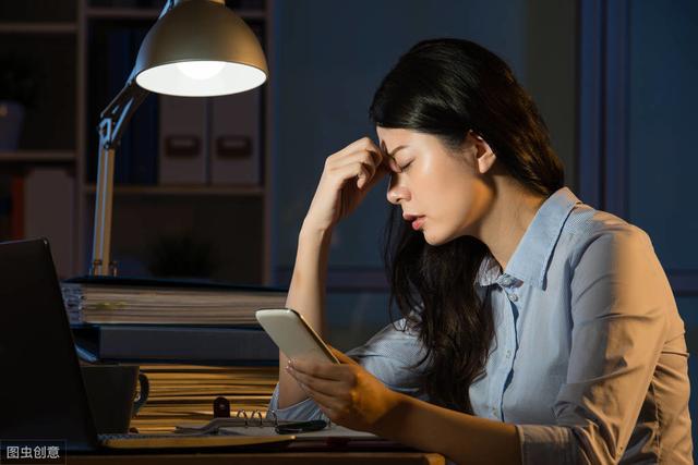 心脏莫名“刺痛”,医生说:当心这3个原因,但有一种其实是胃炎