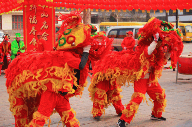 祈福、逛庙会,过一个红红火火的中国年
