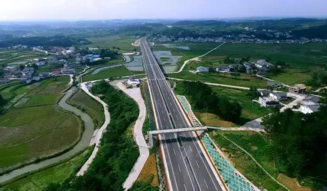 贵州这8条绝美公路,一生至少要去一次