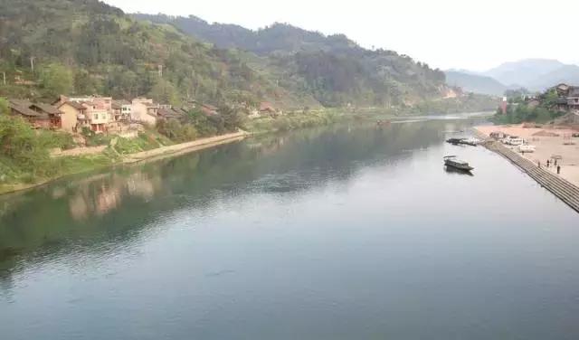 贵州这8条绝美公路,一生至少要去一次