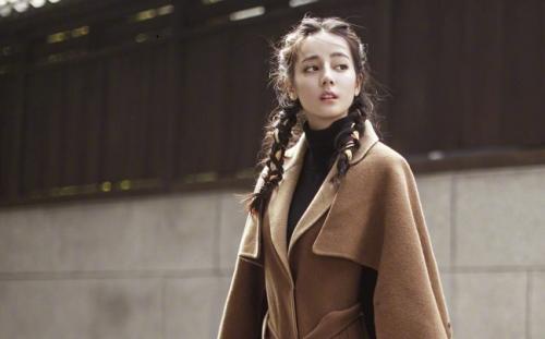 迪丽热巴疑假戏真做,被曝新恋情?21岁出道,25岁大火成一线女星