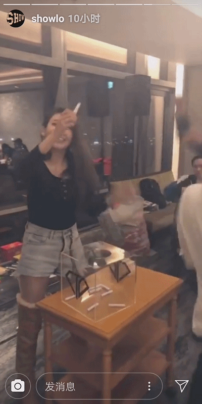 犒劳员工,周杰伦办聚餐,baby杨幂发红包,但和罗志祥比都弱爆了