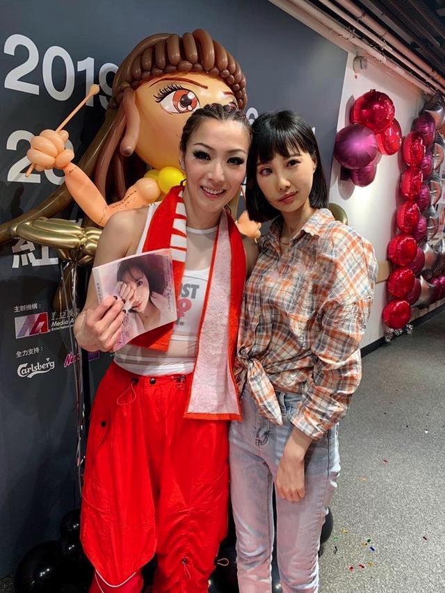 30岁抗癌歌手李明蔚放弃治疗拍摄最后艺术照,无言感谢马浚伟圆梦
