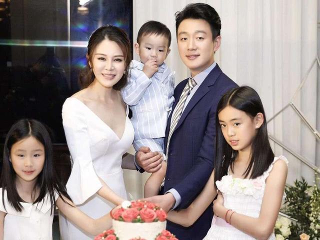 春晚趣事真不少!沈腾最尴尬,TFBOYS最有趣,杨紫为何压力最大?
