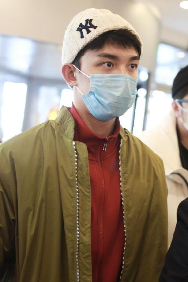 央视春晚|王俊凯、李现、彭于晏、吴磊、陈伟霆等现身最后一次彩排