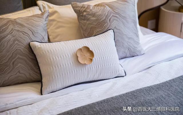 颈椎病分10级,超过2级就要注意了!五招解救你的颈椎