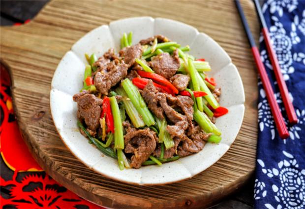 大年三十的经典菜谱,一共8道菜,色香味俱全,看着就很有食欲