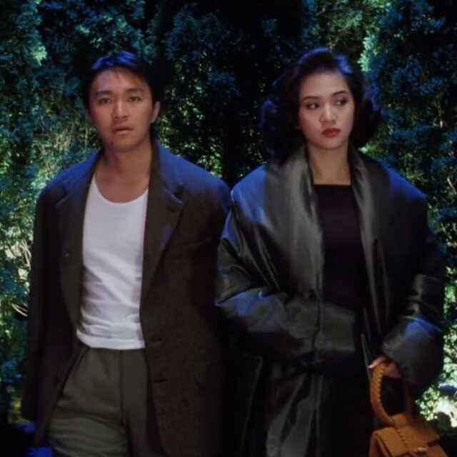 11岁被亲妈送当歌女,穿纸尿裤参加最后一场演唱会,仍尿血不止,