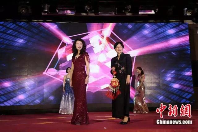 争分夺秒!儿科女医生“卸妆救人”感动网友:我得考虑家属感受