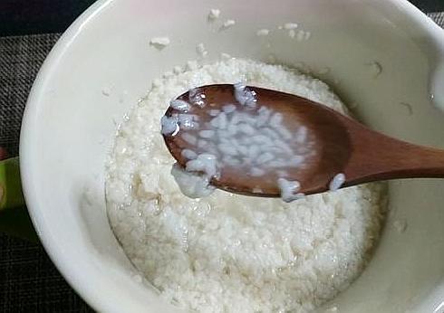 烧鱼时,加什么才能去腥味?大厨:学会这几招,鱼提鲜又去腥