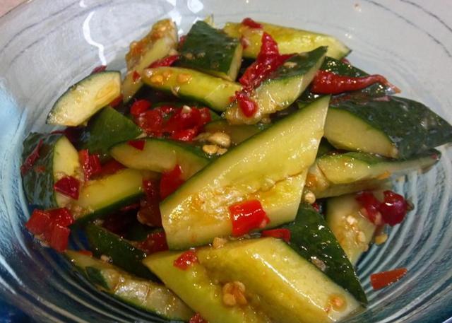 10种凉菜的做法。一看就会,过年过节做给家人们解解腻