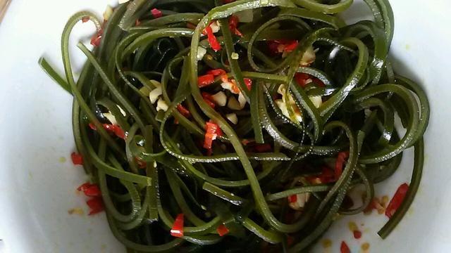 10种凉菜的做法。一看就会,过年过节做给家人们解解腻
