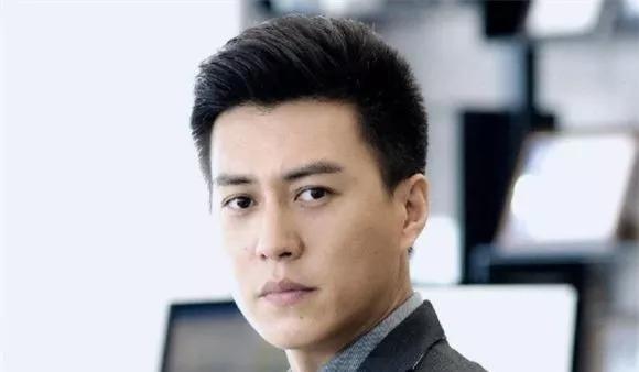 看一下胡歌片酬、张嘉译片酬、靳东片酬,这就是演员和明星的差别