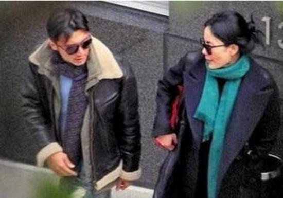 “锋菲”终于撒糖!两人日本滑雪被偶遇,王菲还花式给谢霆锋拍照