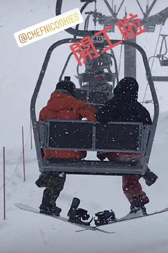“锋菲”终于撒糖！两人日本滑雪被偶遇，王菲还花式给谢霆锋拍照