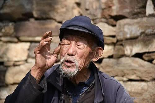 老人常说:“寝不横尸,卧不覆首,眠不北向”,究竟是什么意思?