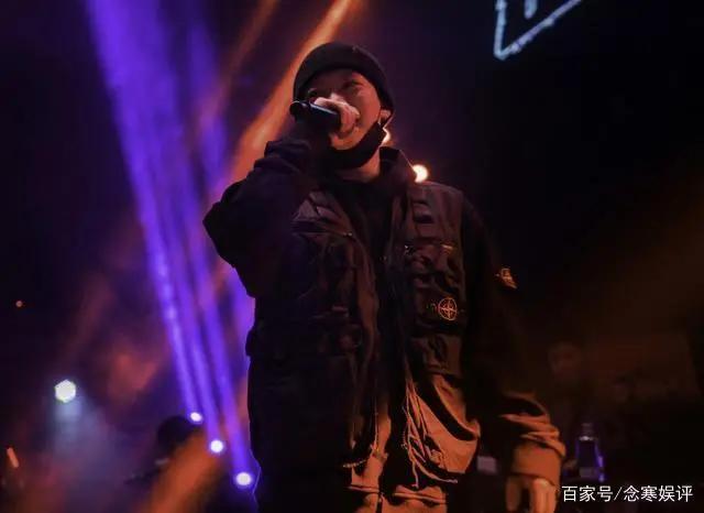 PGone向疫区捐款10万,钱是从国外挣来的,刚把家里的债务给还清