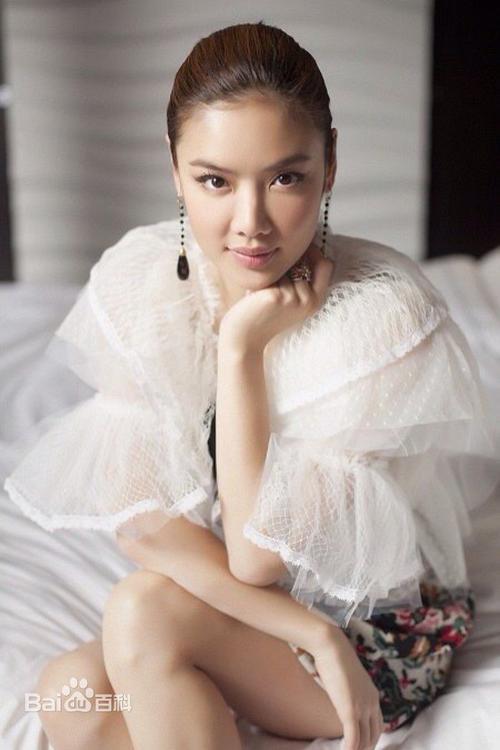 39岁乐基儿近照胖成大妈,曾败光前夫8亿,后携1.5亿二嫁闺蜜前夫