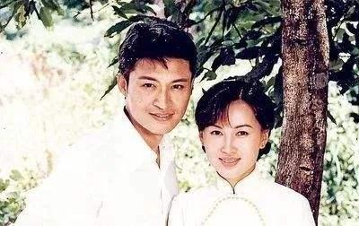 可悲的陈秀雯:被老公败光家产不离婚,还和妹妹断交逼得儿子自闭