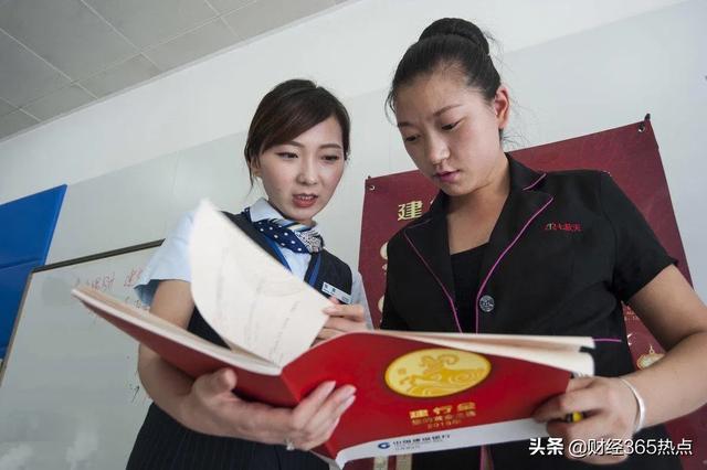 如果储户突然去世,银行有存款没人知道,银行会怎么处理?
