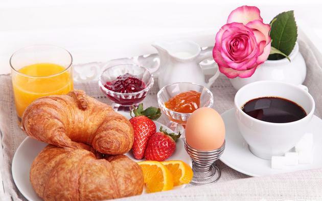 专家教你如何吃好早餐，哪些食物是有营养的，不妨来学习一下