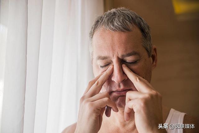 注意!没事就爱挖鼻孔,可能早晚都要承受4个后果
