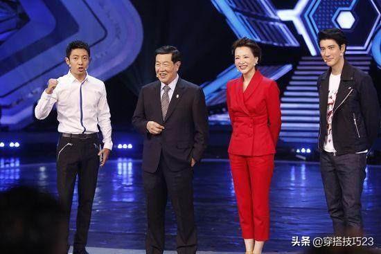 董卿有人品,更有衣品,看董卿穿搭,孙杨:养眼!撒贝宁:完美
