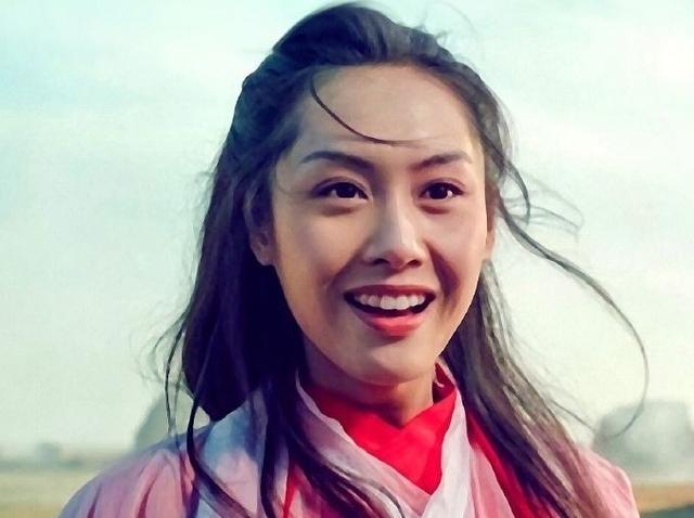 朱茵提到周星驰:他不结婚也不代表单身啊!不婚真的好吗?