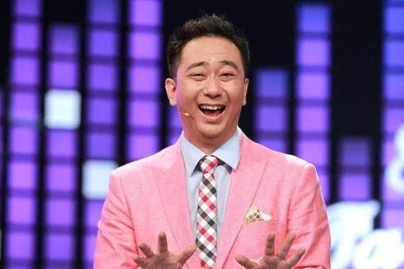 德云社霸屏各大春晚,相声为何颓势依旧?