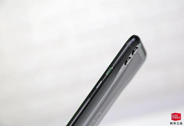 手机空间告急!苹果为什么还没有对 iPhone 静音键动刀?
