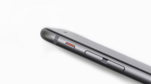 手机空间告急!苹果为什么还没有对 iPhone 静音键动刀?