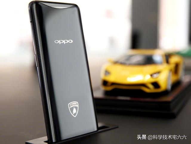 功率超过50W,今年上半年充电最快的三款手机,均为国产手机