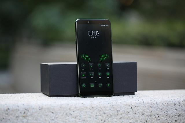 黑鲨5G手机新品将改为线上发布:用户屏幕会成竞争新战场?
