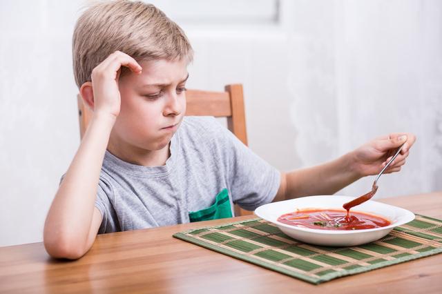 中医养生:什么是饮食积滞?教你2招轻松消积滞
