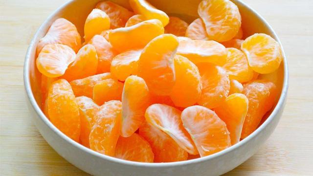特殊时期要注意保健，橘子的这两部分不要扔掉，有助于止咳化痰