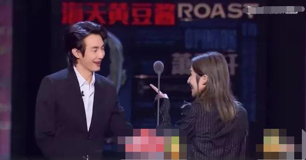 甜掉牙!萧亚轩自谦平平无奇恋爱小天才?跪求撩汉秘籍