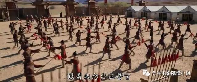 《花木兰》终极预告被吐槽:李连杰被丑化?这么丑的巩俐是只鹰?
