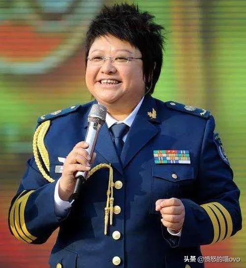 韩红爱心基金将大换血,大V连曝韩红两大黑料