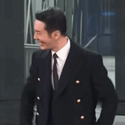 黄晓明铁憨实锤!员工红包是用剩的结婚红包,印花也太好认了