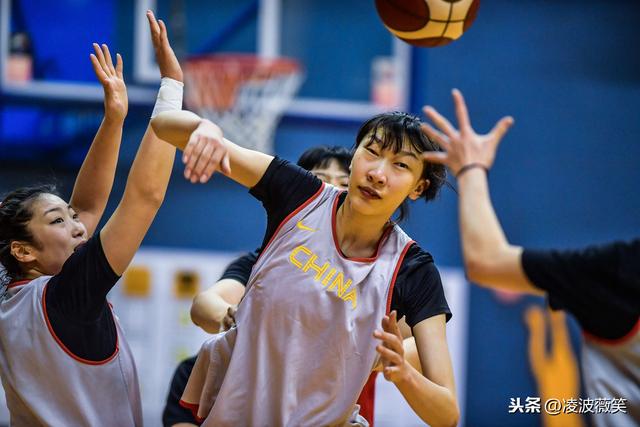 无畏征途!中国女篮今晚黄金时间亮相争夺奥运门票,CCTV5直播