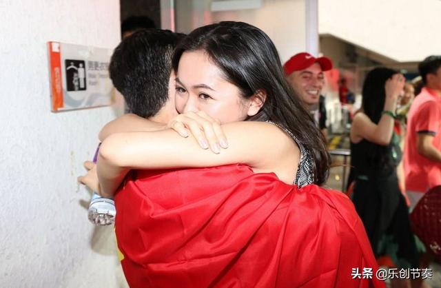 3位兄弟与恒大好聚好散!31岁仍被卡纳瓦罗信任,1米7妻子是幼师