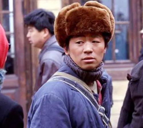 新评古今人物之岳云鹏王宝强:小岳不“贱”,“傻根”不傻。
