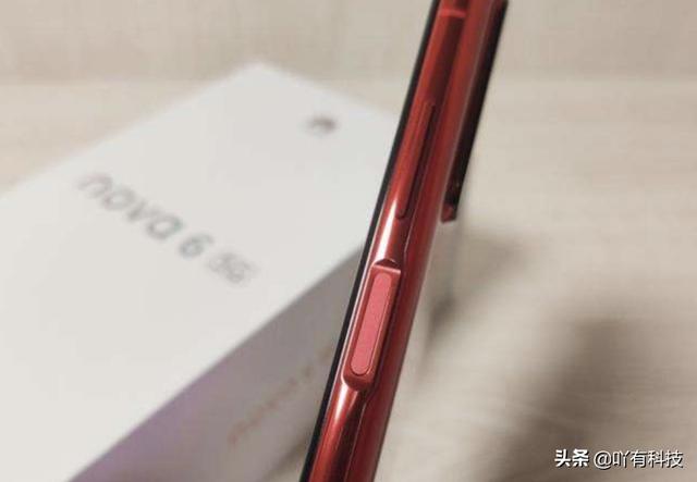 配置基本相同,为何用户更喜欢选择华为,不选择更便宜的荣耀