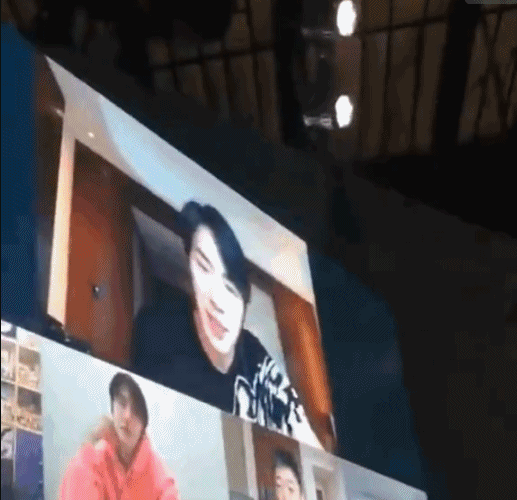 《天天向上》首创云录制,汪涵留守演播室,王一博在家素颜上镜