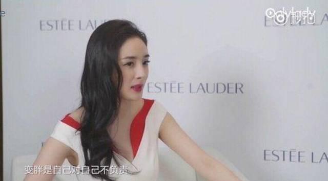 杨幂宅家都开始做美食了,看到她煲的汤才知道和女明星差距有多大