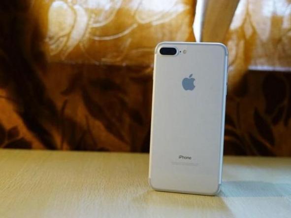 iPhone7plus价格虽低，但是入手还需接受这三个缺点，看完再决定