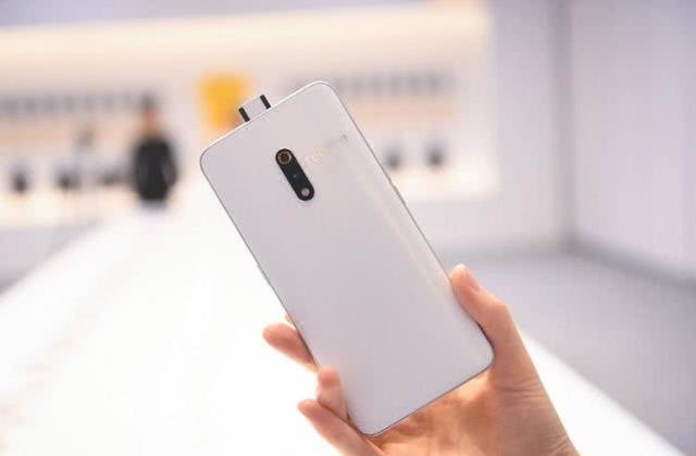 真全面屏正式清仓,OPPO旗下高性价比,4800万像素8+256G1499元