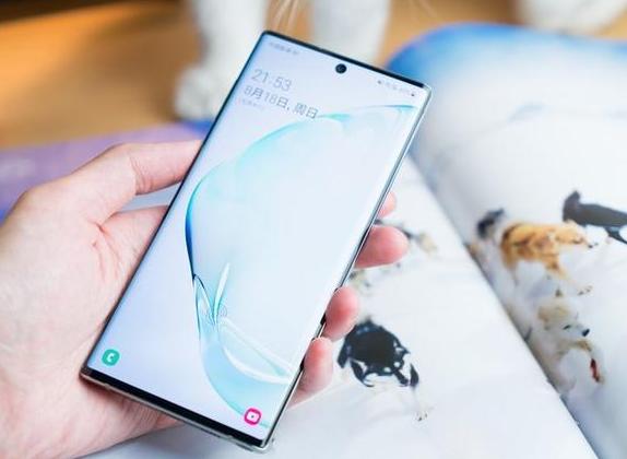 全面为三星S20让路!三星Note10+跌至清仓价,还是机皇的配置